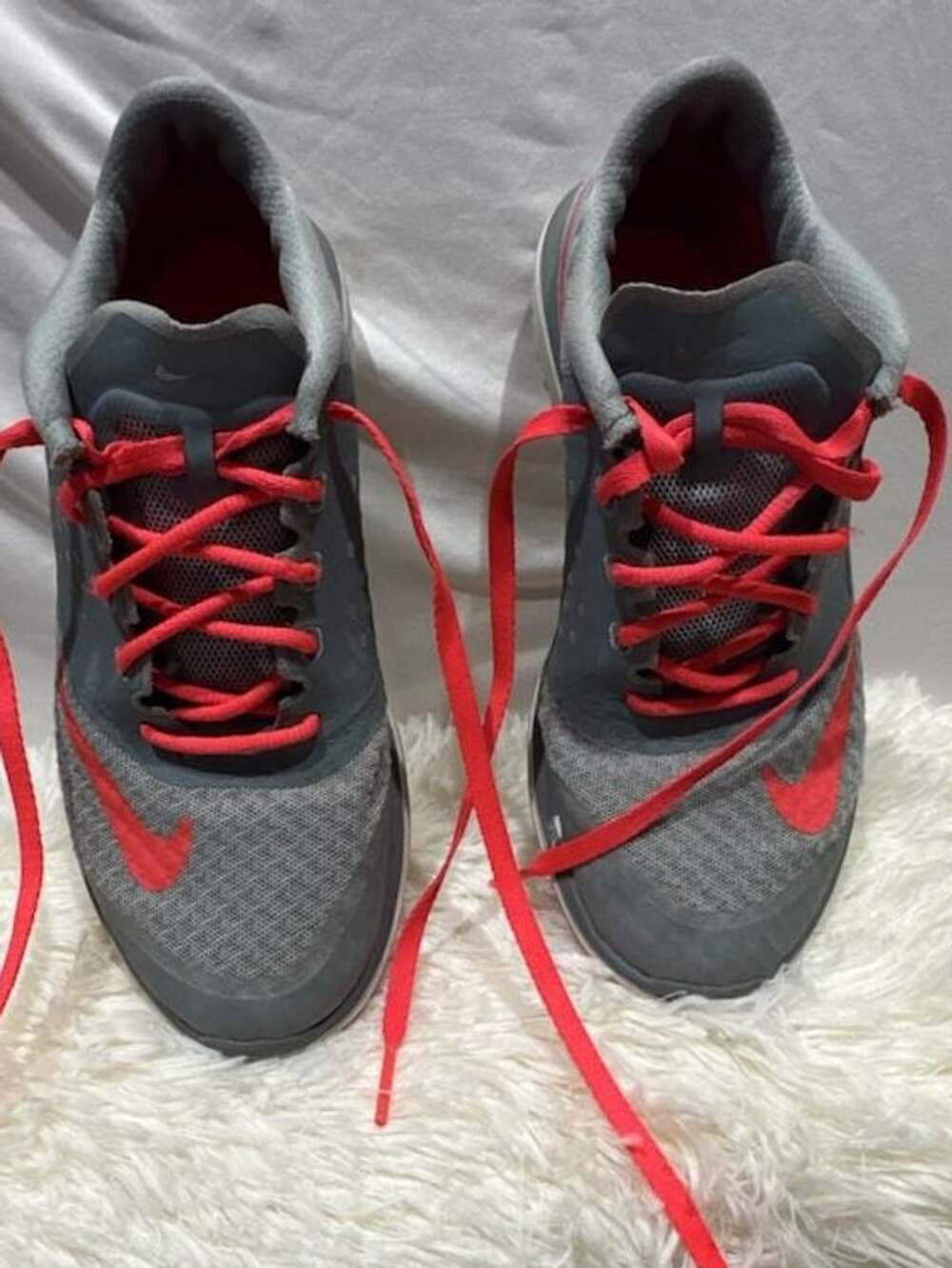 Nike FS Lite Run Size 6 Grey Running Shoes